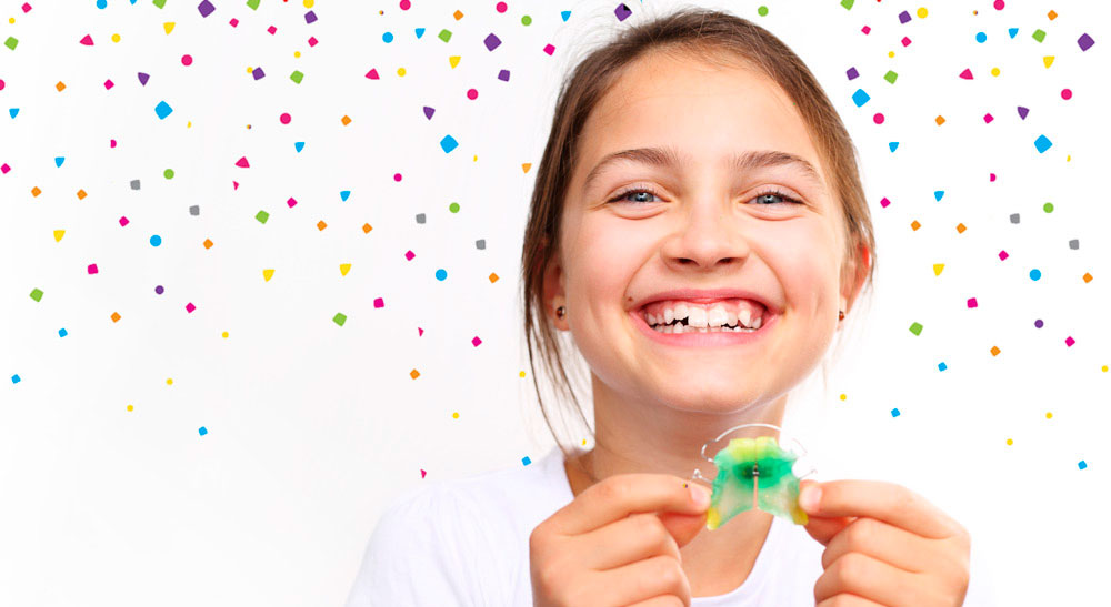 Ortodoncia infantil, aparatos en los dientes para niños y niñas en Dental Premià, Barcelona